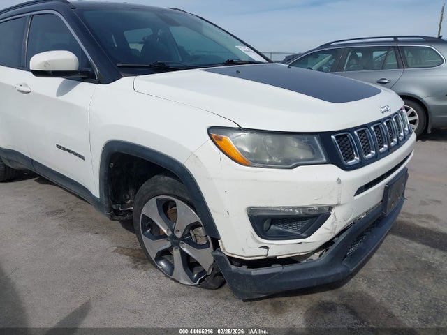 2018 Jeep Compass Latitude Fwd მანქანა იყიდება აუქციონზე, vin: 3C4NJCBB0JT271986, აუქციონის ნომერი: 44465216