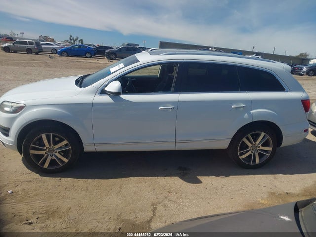2015 Audi Q7 3.0t Premium მანქანა იყიდება აუქციონზე, vin: WA1LGAFE1FD016740, აუქციონის ნომერი: 44465262