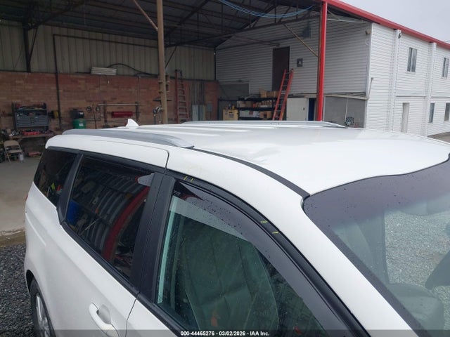 KIA SEDONA LX 2017 KNDMB5C1XH6329357 Image 17