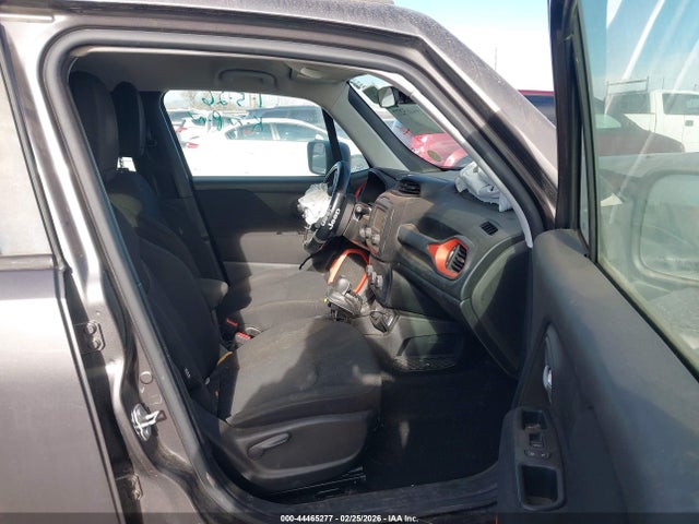 ZACNJBAB6LPL00233 Jeep Renegade Upland 4x4
