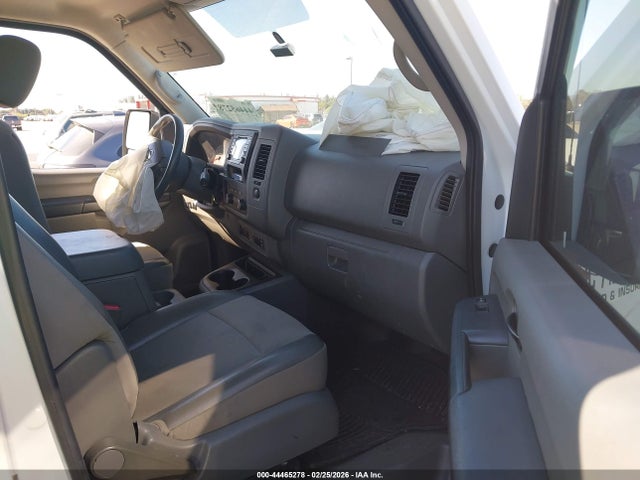 2018 Nissan Nv Cargo Nv2500 Hd Sv V6 მანქანა იყიდება აუქციონზე, vin: 1N6BF0KY5JN811403, აუქციონის ნომერი: 44465278