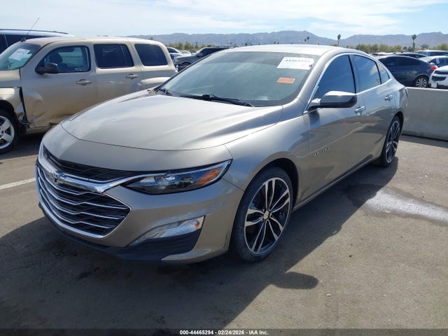 1G1ZD5ST4NF131140 Chevrolet MALIBU LT