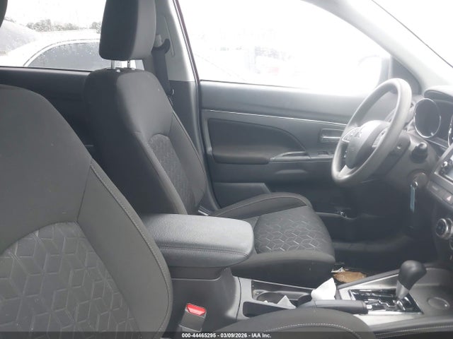 2021 MITSUBISHI OUTLANDER SPORT JA4APUAU4MU020513 Photo 4