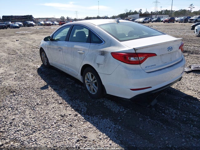 2015 HYUNDAI SONATA 5NPE24AF9FH242419 Photo 2