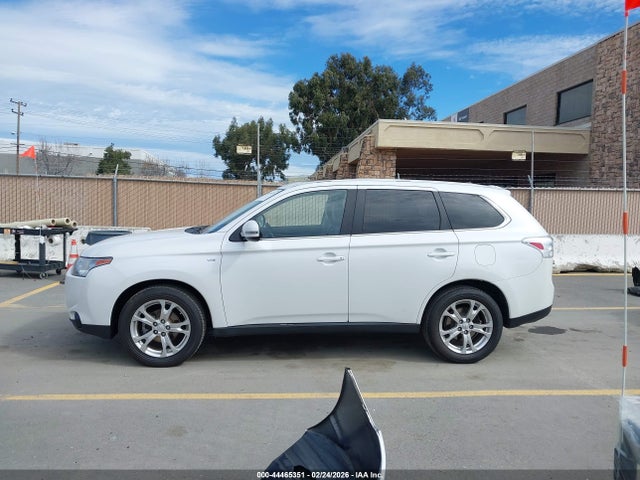 JA4JZ4AX3EZ001931 Mitsubishi OUTLANDER GT