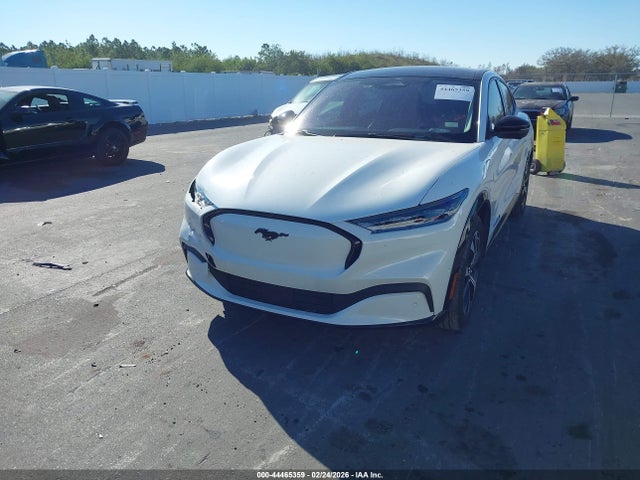 Ford Mustang Mach-e Premium 2021 3FMTK3SU4MMA60709 Image 2