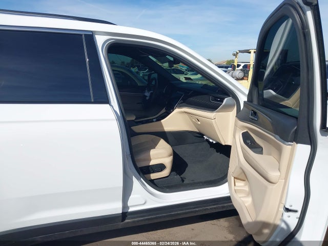 Aukcja sprzedaży 2023 Jeep Grand Cherokee L Limited 4x2, vin: 1C4RJJBGXP8746083, numer aukcji: 44465365