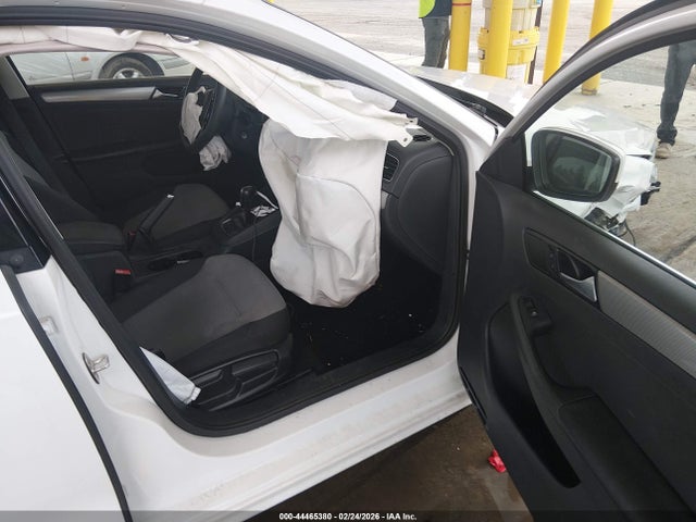 3VW2B7AJXHM313162 Volkswagen Jetta 1.4t S