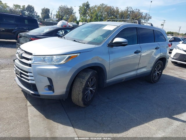 5TDZZRFH5KS298883 Toyota Highlander Le