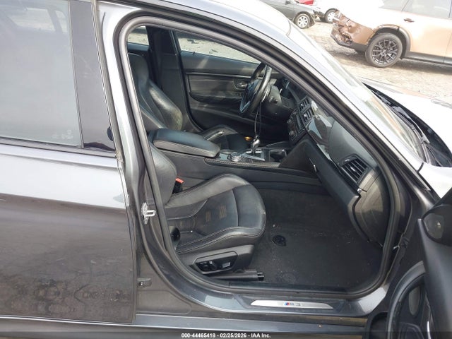 2015 BMW M3 WBS3C9C52FP806222 Photo 4