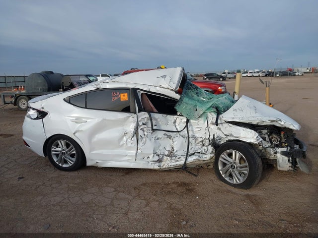 5NPD84LF0LH627421 Hyundai ELANTRA SEL