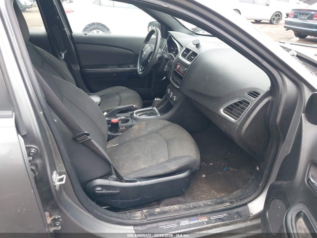 44465422 :رقم المزاد ، 1B3BD4FB3BN606252 vin ، 2011 Dodge Avenger Express مزاد بيع