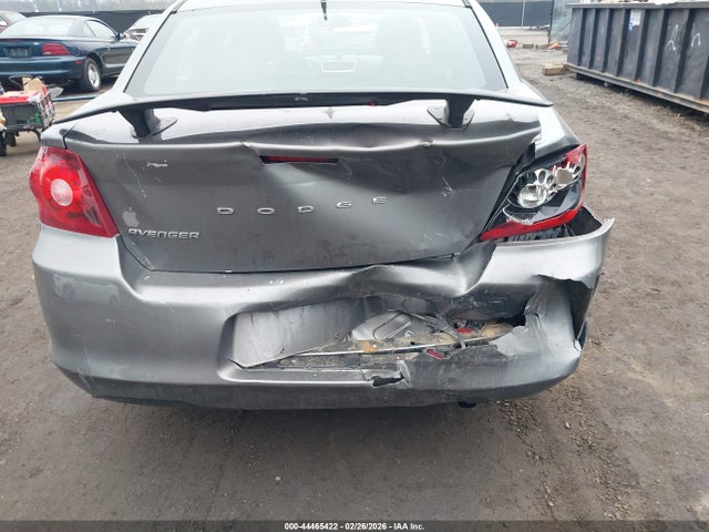 44465422 :رقم المزاد ، 1B3BD4FB3BN606252 vin ، 2011 Dodge Avenger Express مزاد بيع