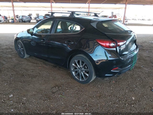 3MZBN1L30JM182798 Mazda Mazda3 Touring