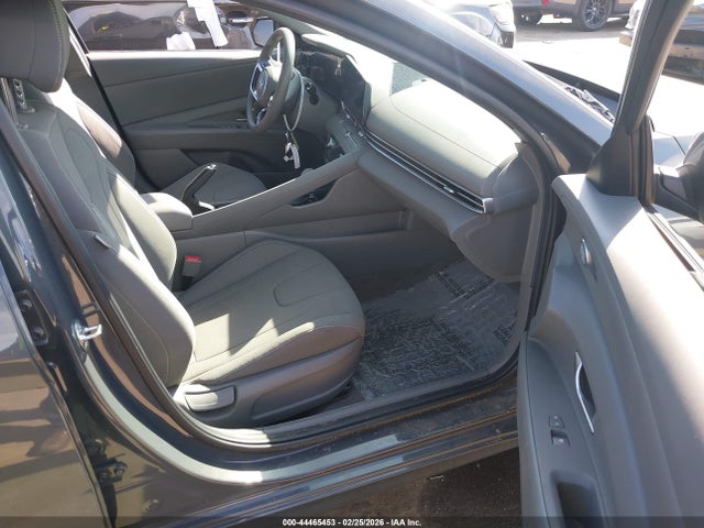 KMHLM4DG1RU697051 Hyundai ELANTRA SEL