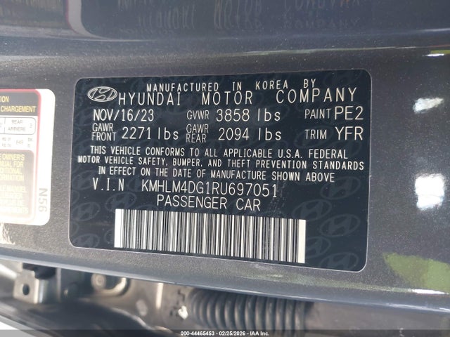 KMHLM4DG1RU697051 Hyundai ELANTRA SEL