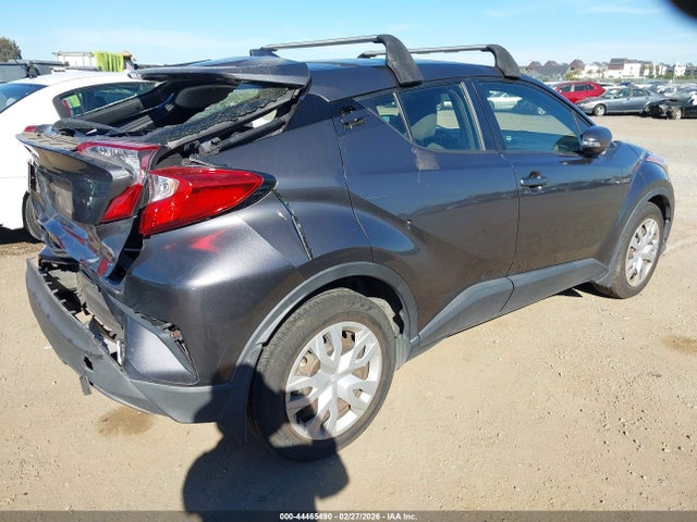 JTNKHMBX0M1096646 Toyota C-HR LE