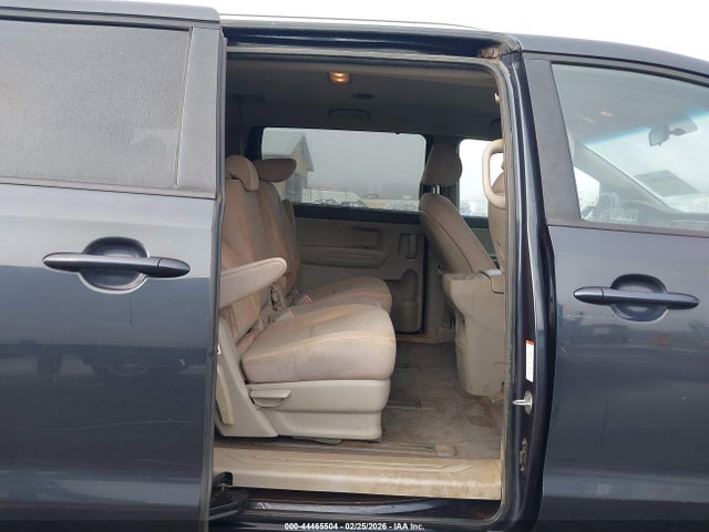 KNDMB5C12G6096539 KIA SEDONA LX