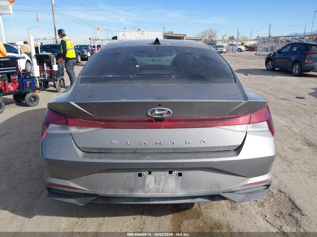 KMHLS4AG8NU307003 Hyundai ELANTRA SEL