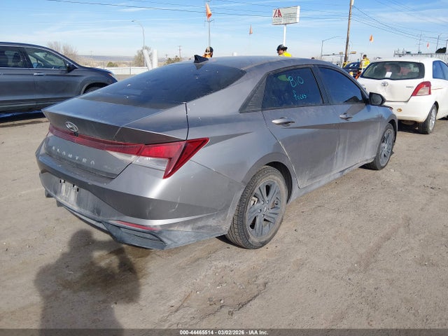 KMHLS4AG8NU307003 Hyundai ELANTRA SEL