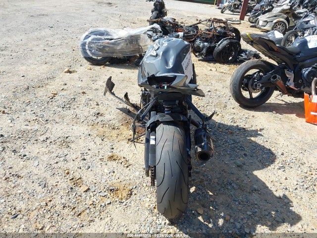 Suzuki GSX-R750 2025 JS1GR7MA4S7101403 Image 6