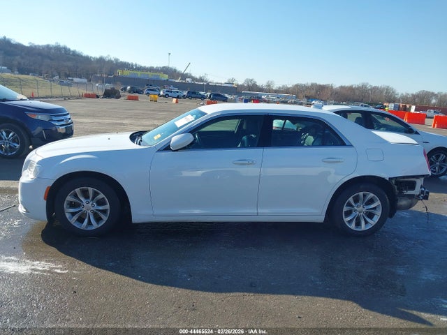 Aukcja sprzedaży 2015 Chrysler 300 Limited, vin: 2C3CCAAG3FH891674, numer aukcji: 44465524