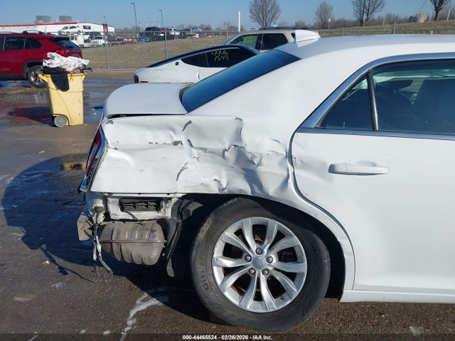 Aukcja sprzedaży 2015 Chrysler 300 Limited, vin: 2C3CCAAG3FH891674, numer aukcji: 44465524