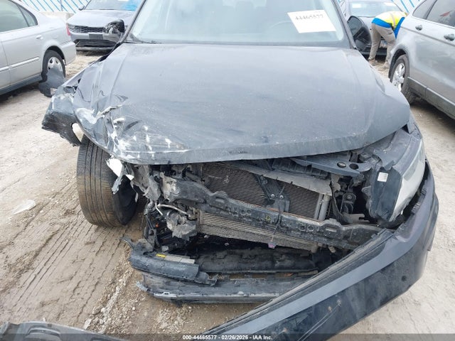 44465577 :رقم المزاد ، 3VV2B7AX3JM102173 vin ، 2018 Volkswagen Tiguan 2.0t Se/2.0t Sel مزاد بيع
