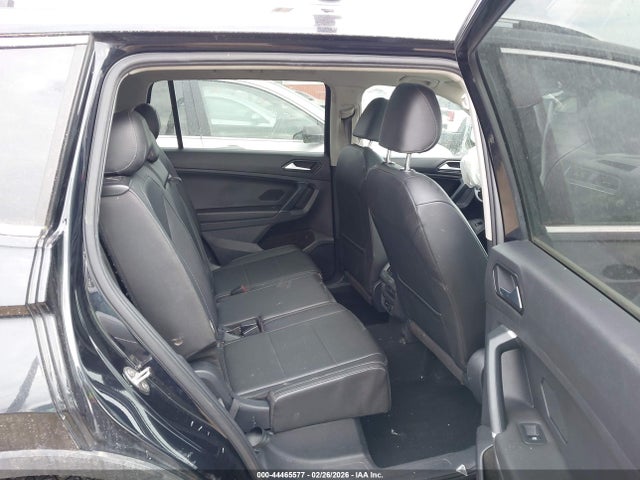 44465577 :رقم المزاد ، 3VV2B7AX3JM102173 vin ، 2018 Volkswagen Tiguan 2.0t Se/2.0t Sel مزاد بيع