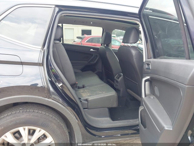 Продаж на аукціоні авто 2019 Volkswagen Tiguan 2.0t Se/2.0t Sel/2.0t Sel R-line/2.0t Sel R-line Black, vin: 3VV3B7AX1KM034994, номер лоту: 44465587
