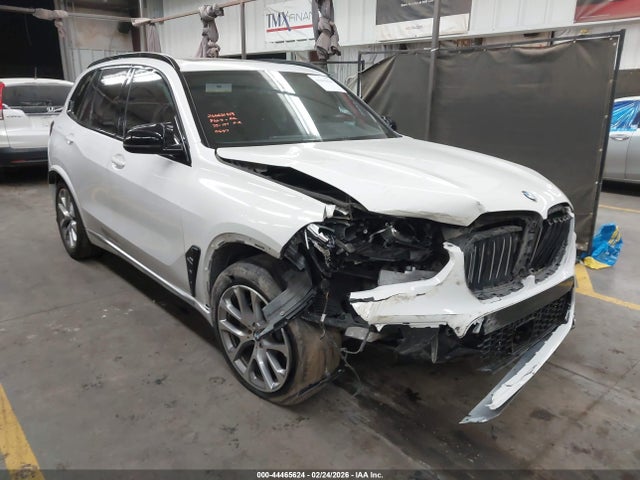 2020 BMW X5 5UXCR4C03LLE30647