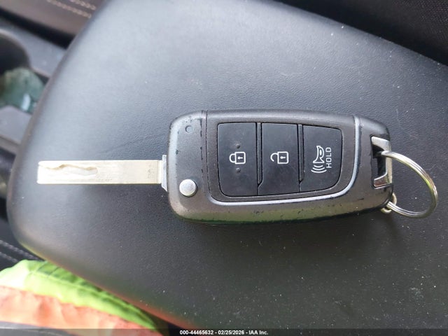44465632 :رقم المزاد ، KMHRC8A3XMU118699 vin ، 2021 Hyundai Venue Sel مزاد بيع