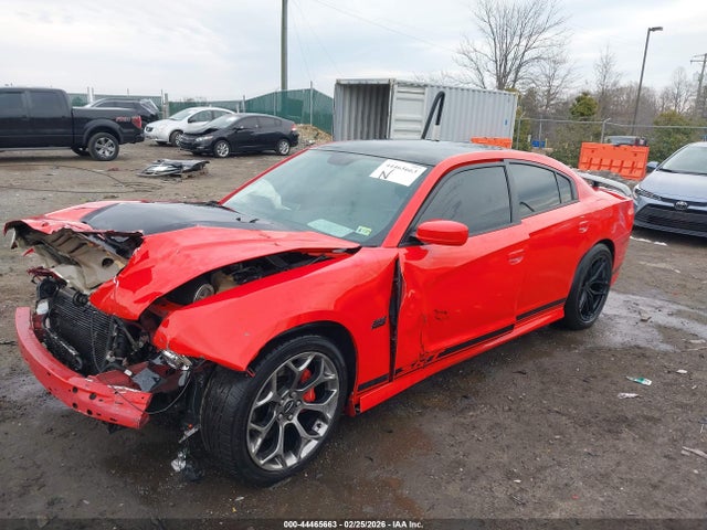 44465663 :رقم المزاد ، 2C3CDXEJ3EH165530 vin ، 2014 Dodge Charger Srt8 مزاد بيع