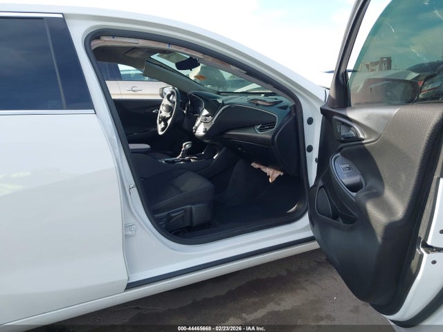 1G1ZG5ST5RF244298 Chevrolet Malibu Fwd Rs