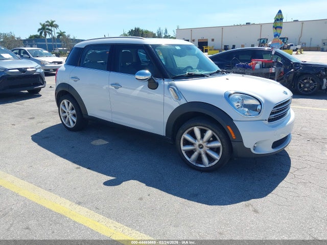 2015 MINI COUNTRYMAN WMWZB3C50FWR46581 Photo 0