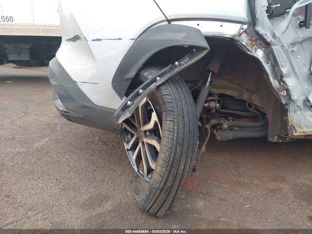44465694 :رقم المزاد ، 7MUFBABG5RV053572 vin ، 2024 Toyota Corolla Cross Hybrid S مزاد بيع