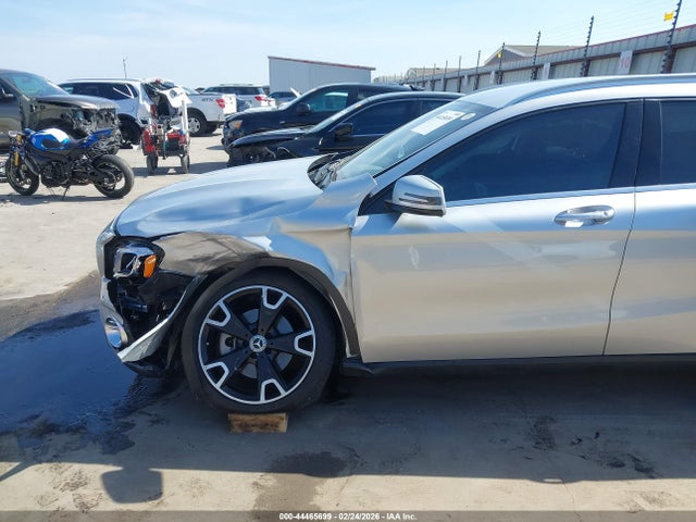 2020 Mercedes-benz Gla 250 მანქანა იყიდება აუქციონზე, vin: WDCTG4EB7LJ661849, აუქციონის ნომერი: 44465699