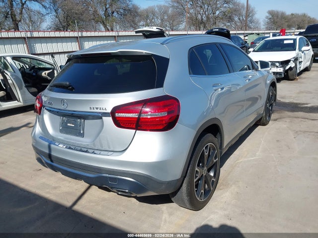 2020 MERCEDES-BENZ GLA 250 WDCTG4EB7LJ661849 Photo 3