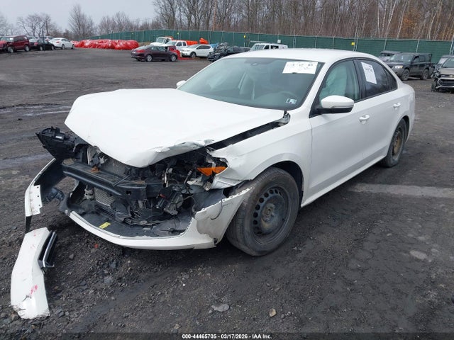44465705 :رقم المزاد ، 1VWAP7A37EC023618 vin ، 2014 Volkswagen Passat 2.5l S مزاد بيع