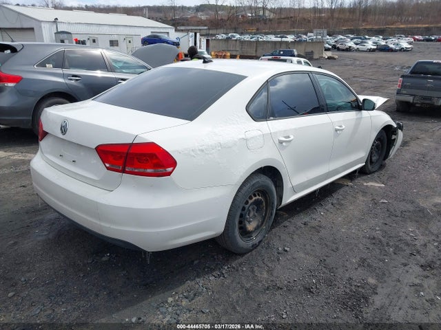 44465705 :رقم المزاد ، 1VWAP7A37EC023618 vin ، 2014 Volkswagen Passat 2.5l S مزاد بيع
