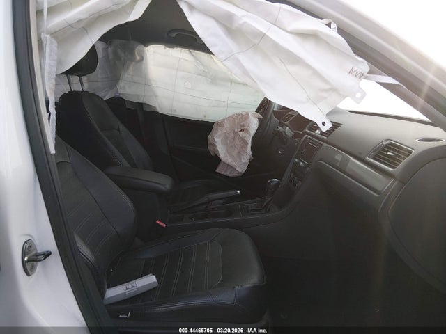 44465705 :رقم المزاد ، 1VWAP7A37EC023618 vin ، 2014 Volkswagen Passat 2.5l S مزاد بيع