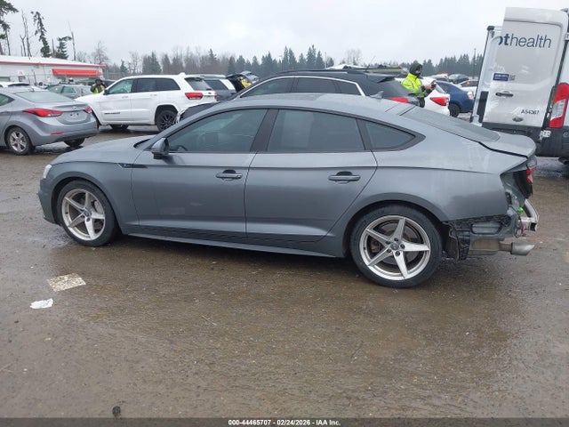 WAUENCF53JA106821 Audi A5 2.0t Premium