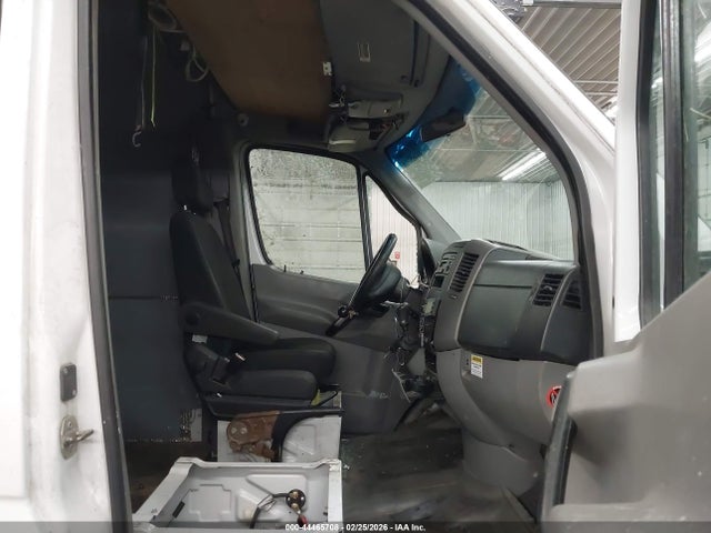 Aukcja sprzedaży 2015 Mercedes-benz Sprinter 2500 High Roof, vin: WD3PE8DC6F5960481, numer aukcji: 44465708
