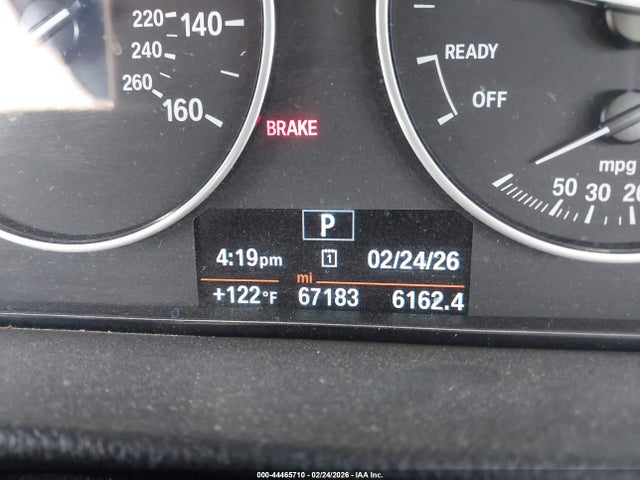 44465710 :رقم المزاد ، WBA3B1G55FNT63417 vin ، 2015 Bmw 320i مزاد بيع