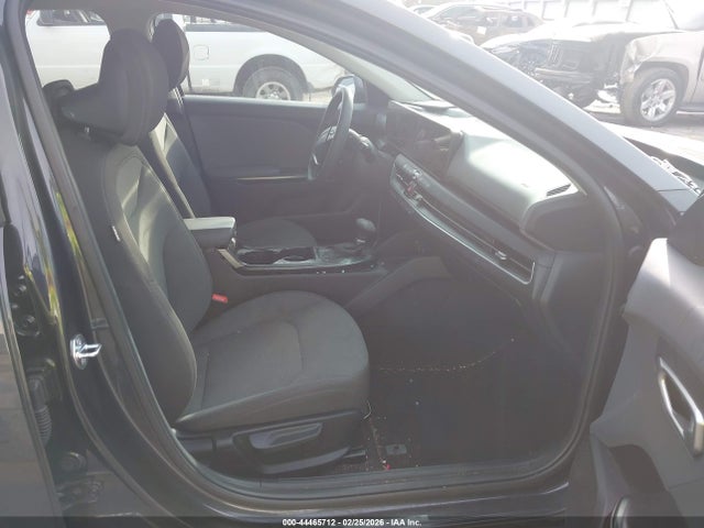 44465712 :رقم المزاد ، 3KPFT4DE5SE157936 vin ، 2025 Kia K4 Lx مزاد بيع