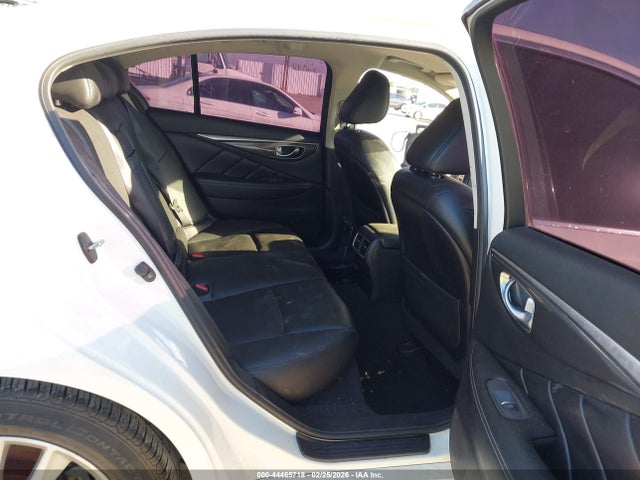 JN1CV7APXJM400065 Infiniti Q50 2.0t Pure