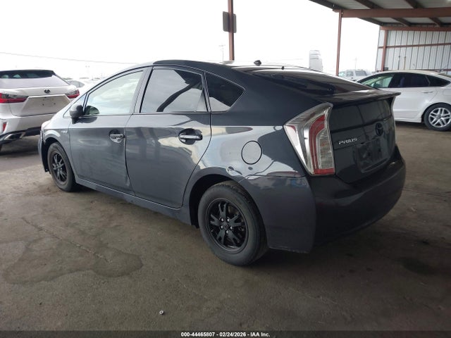 Toyota Prius Two 2015 JTDKN3DU0F0450247 Image 3