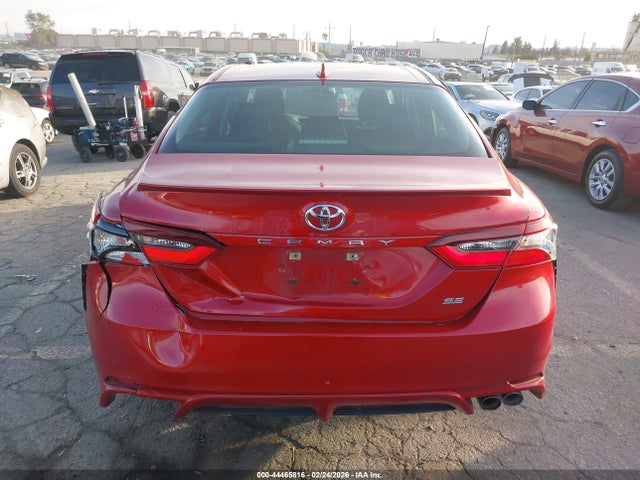 4T1G11AKXMU421574 Toyota CAMRY SE