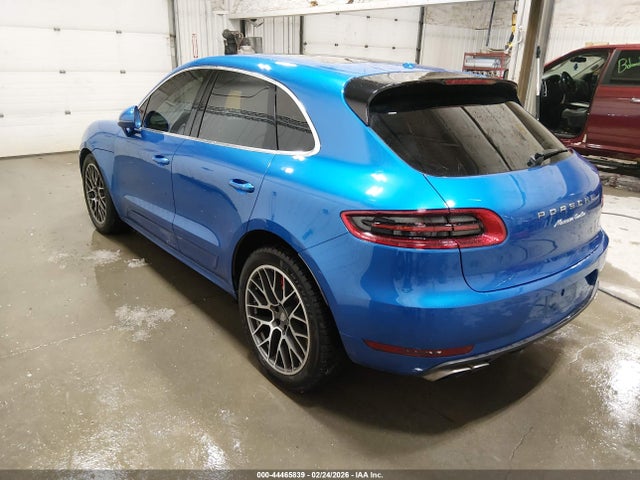 2016 PORSCHE MACAN WP1AF2A5XGLB91832 Photo 2