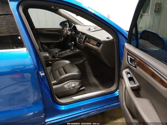 2016 PORSCHE MACAN WP1AF2A5XGLB91832 Photo 4